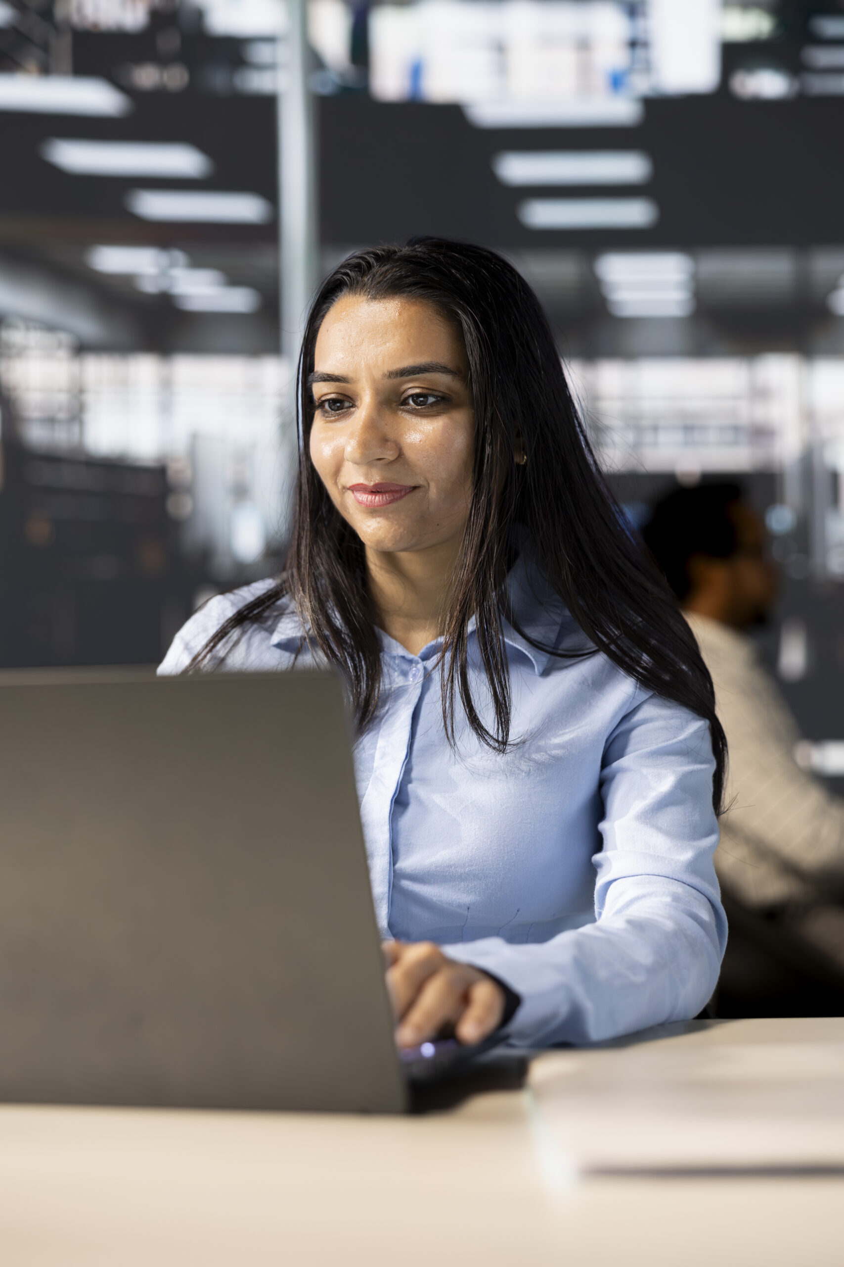 employee with laptop