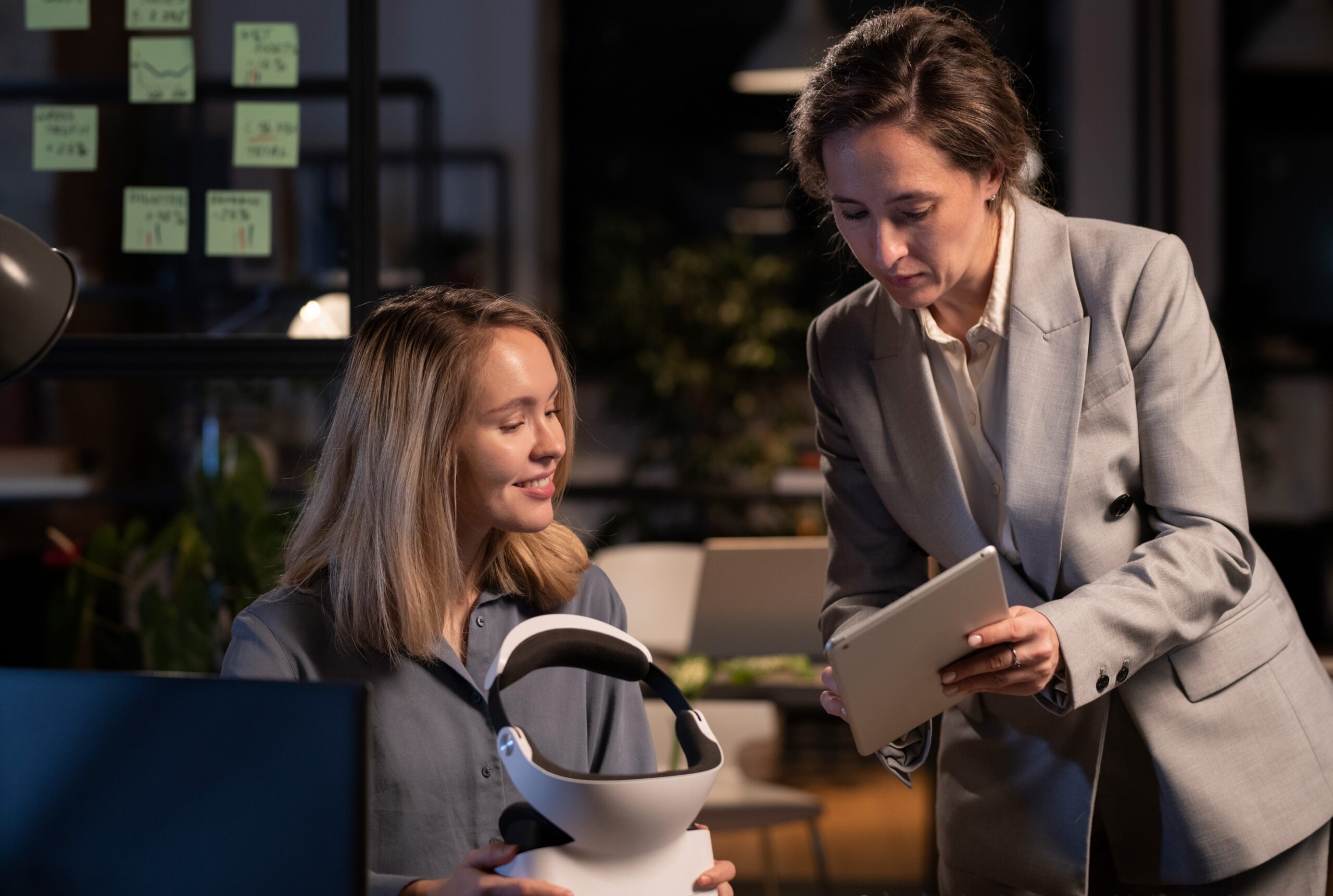 ai vs traditional outsourcing